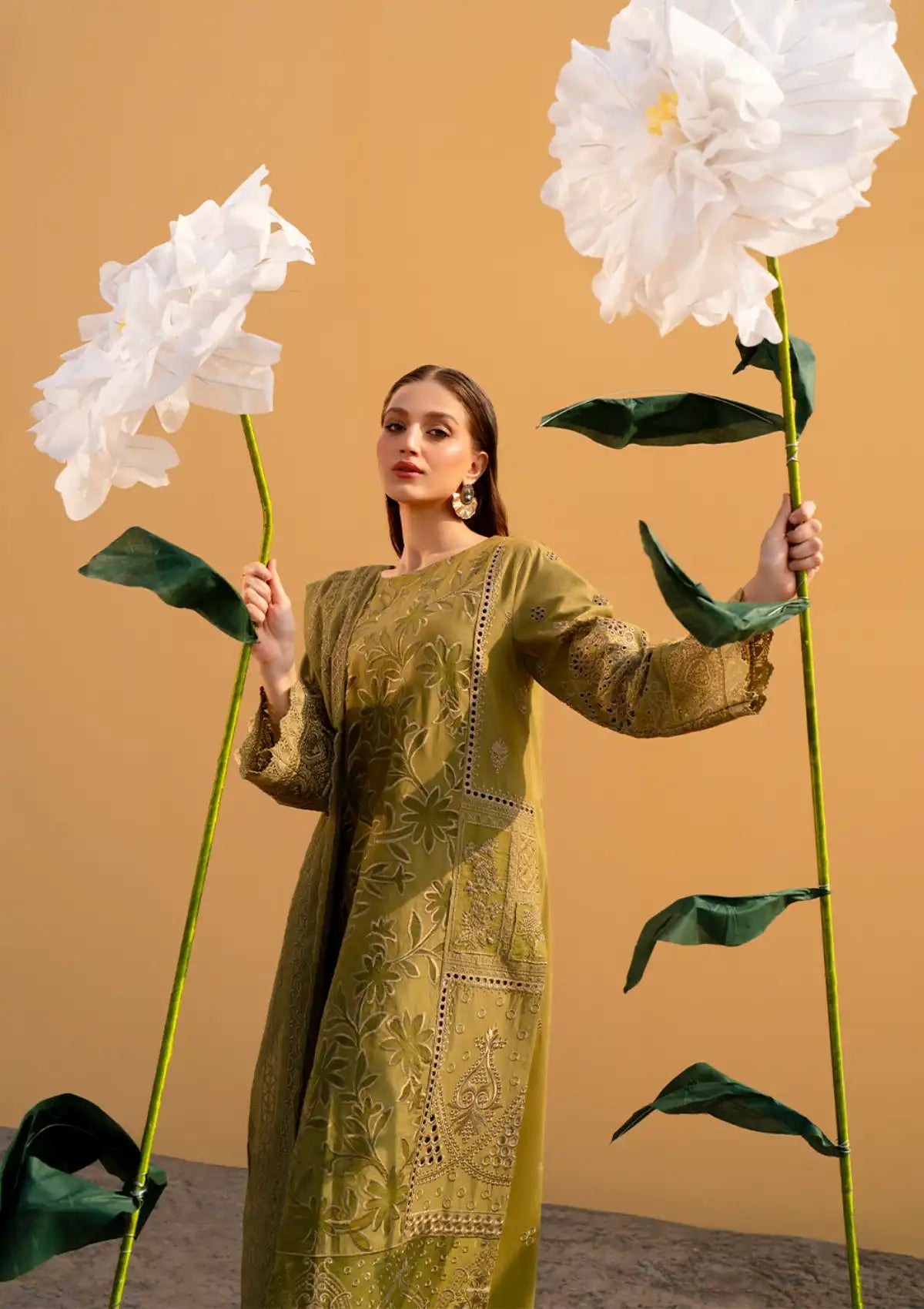 03-Piece Cotton Suit With Embroidery - Ready To Wear