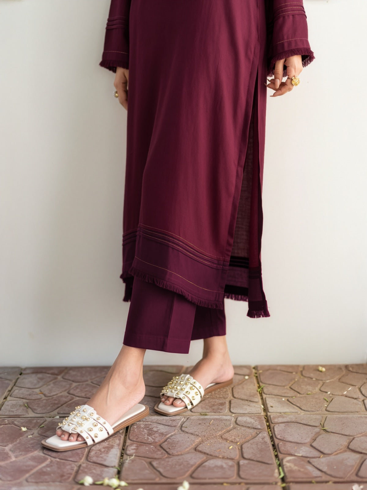 Sajal - Burgundy